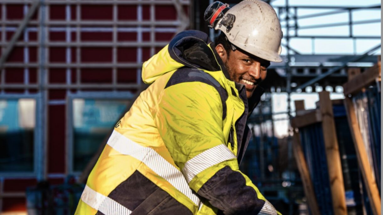 Bygningsarbeider på byggeplassen til prosjektet Spinn