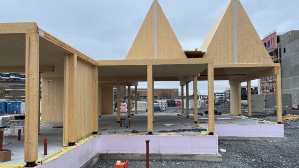 Felleshuset blir en sentral møteplass når kvartal 1 står ferdig. Foto: Skanska