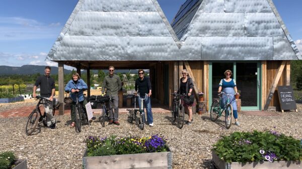 FutureBuilt har prøvesyklet turen til Fornebu, og den anbefales på (og når det er) det aller varmeste!