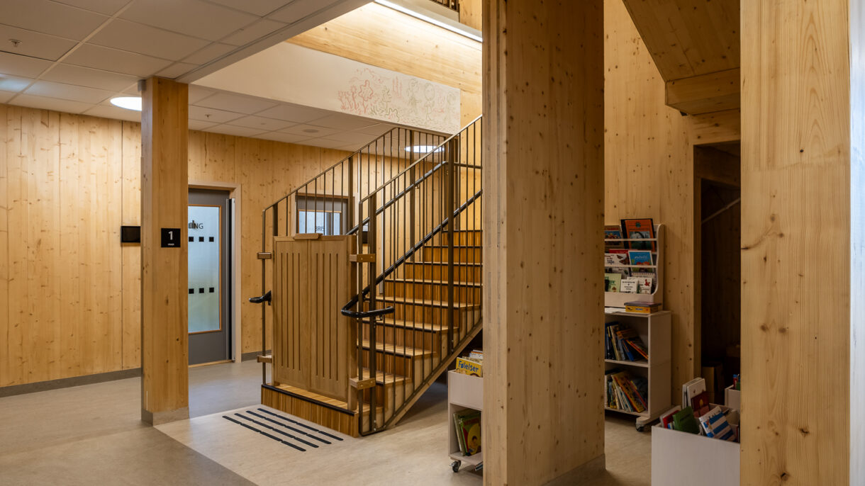 T Lauluten R6 1994 HDR web 72dpi