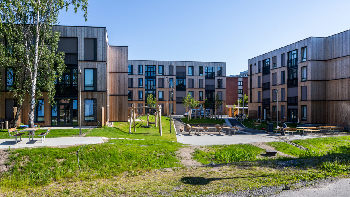 T Lauluten T5 B4962 web 72dpi